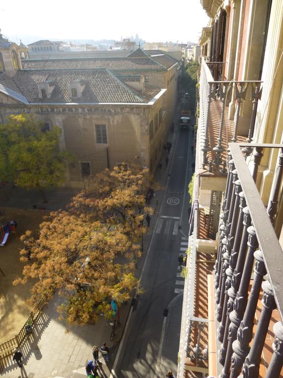 Pension Iznajar Barcelona Exterior photo