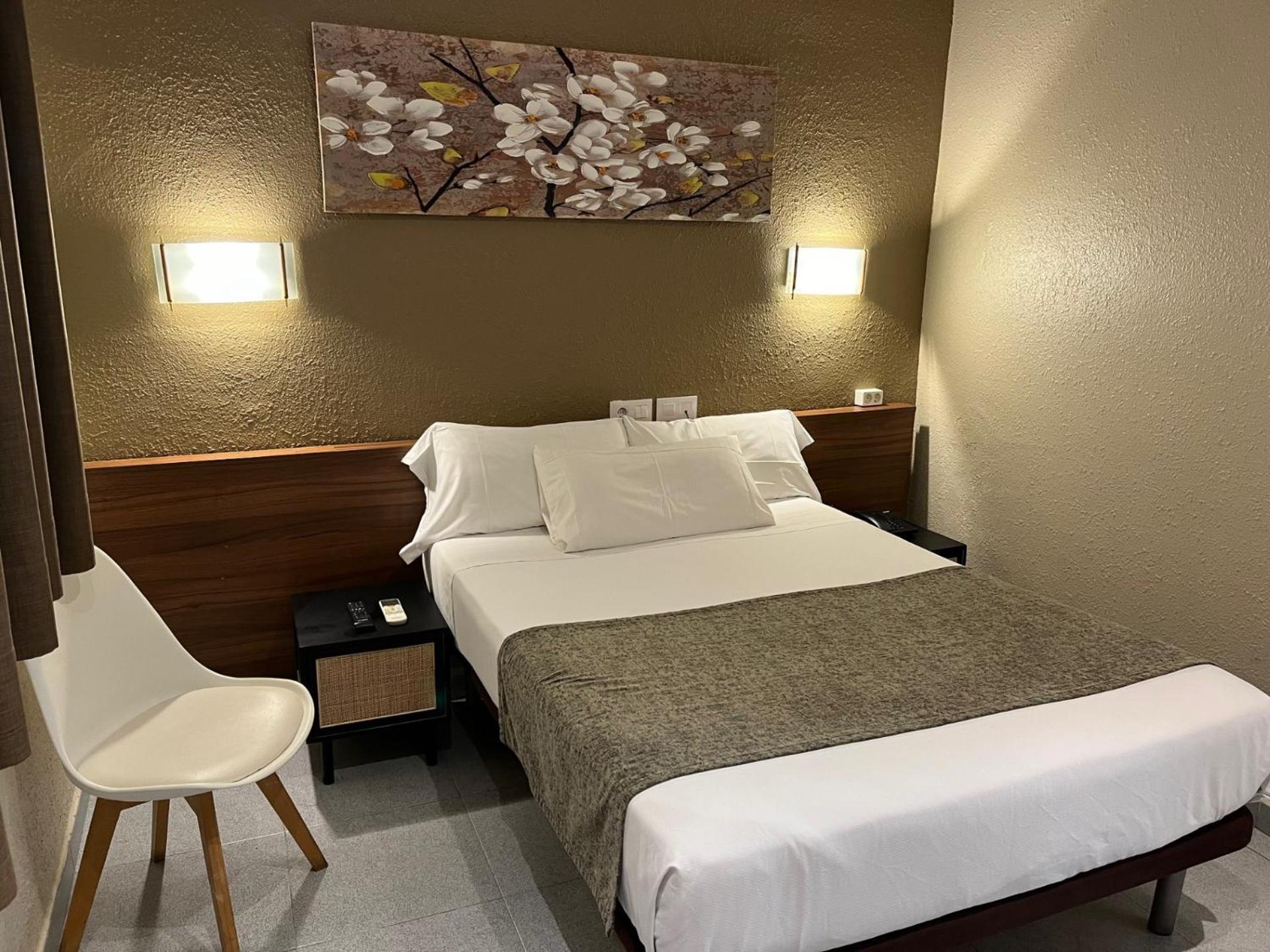Pension Iznajar Barcelona Exterior photo